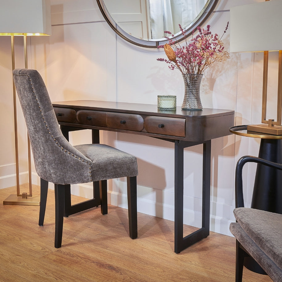 Evoque Desk