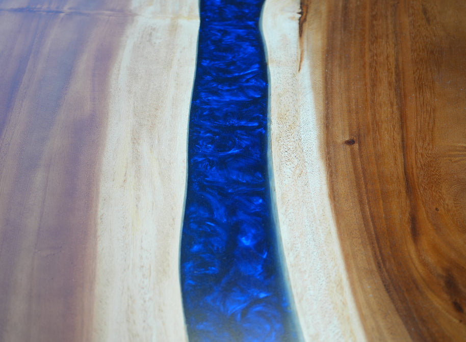 Sapphire Dining Table