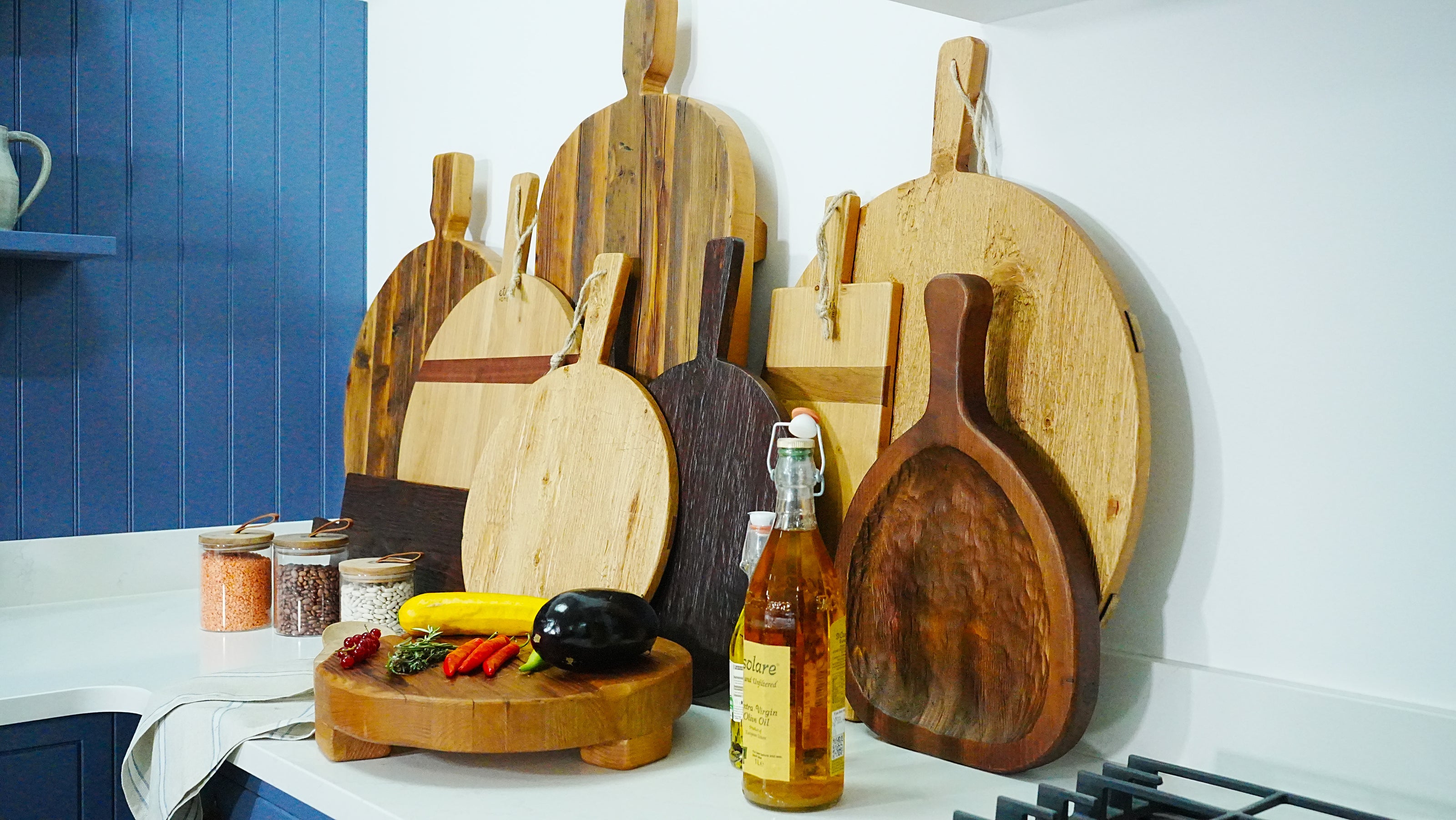 Classic Round Chopping Board | Brown