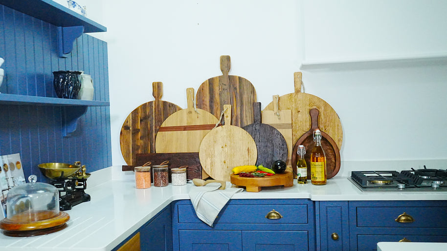 Classic Round Chopping Board | Brown