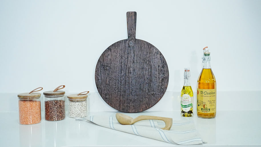 Classic Dark Round Charcuterie Board | Small