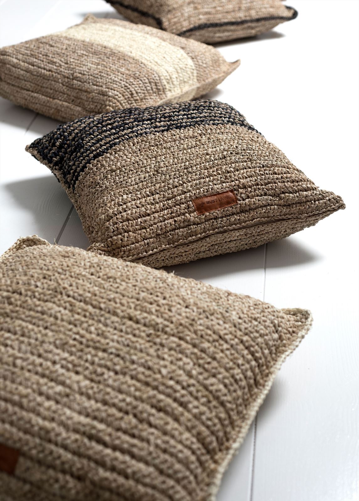 Large ML 920138 ML 920102 ML 920114 ML 920126 cushion square sf2 DTP 10632512557016