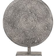 Decorative Circle on stand Old White, set of 2