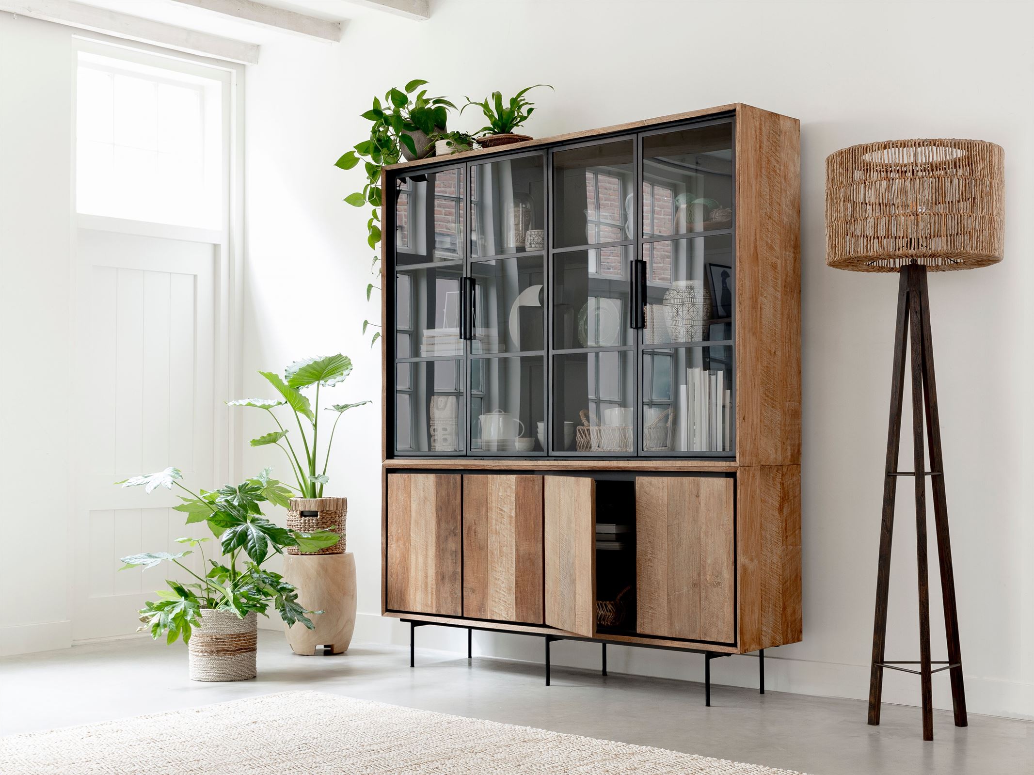 Floorlamp Porto Cristo BLACK