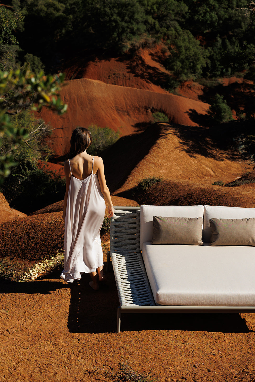 Naida Daybed Collection Redclay