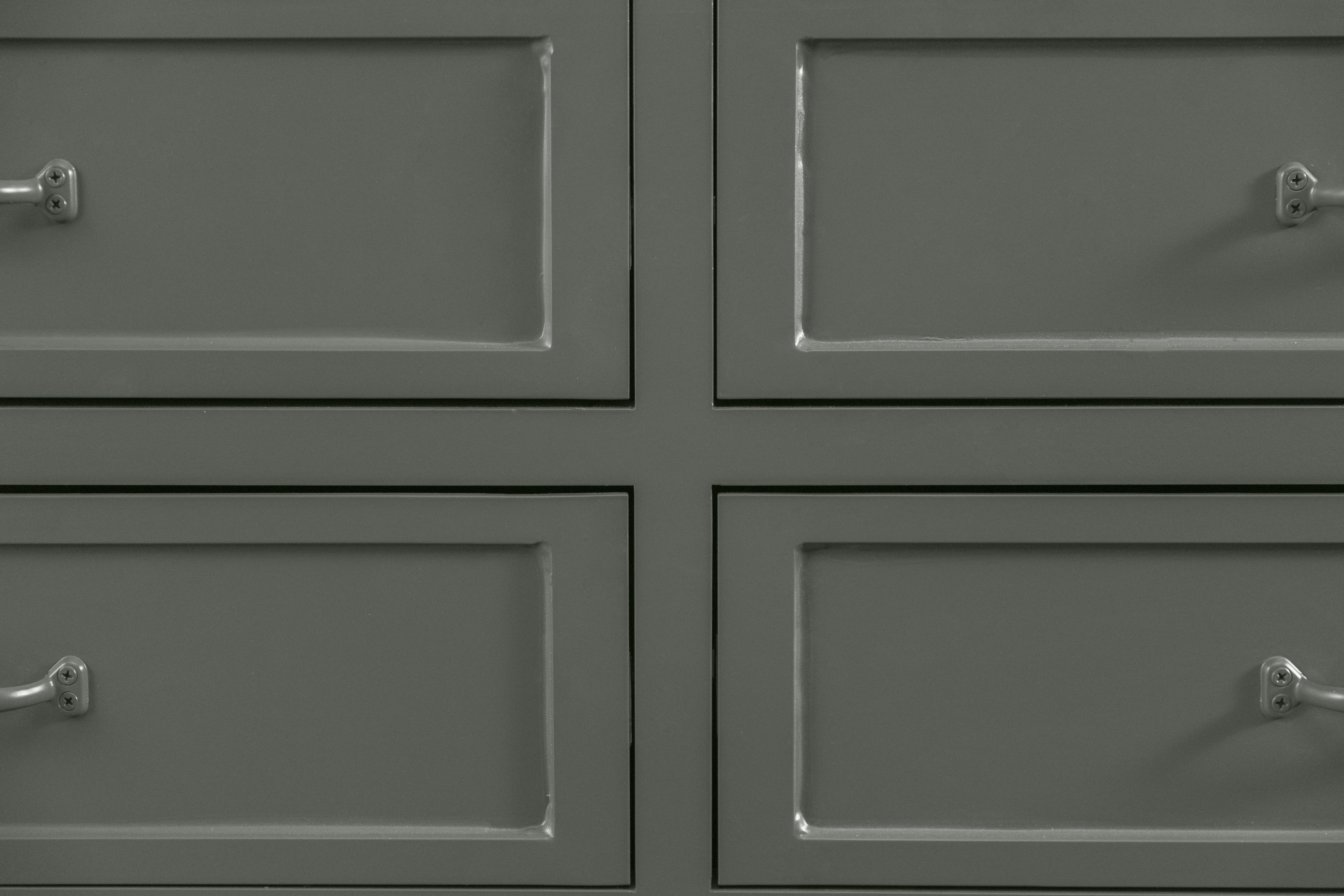 #color_green-grey