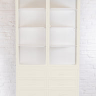#color_pure-white