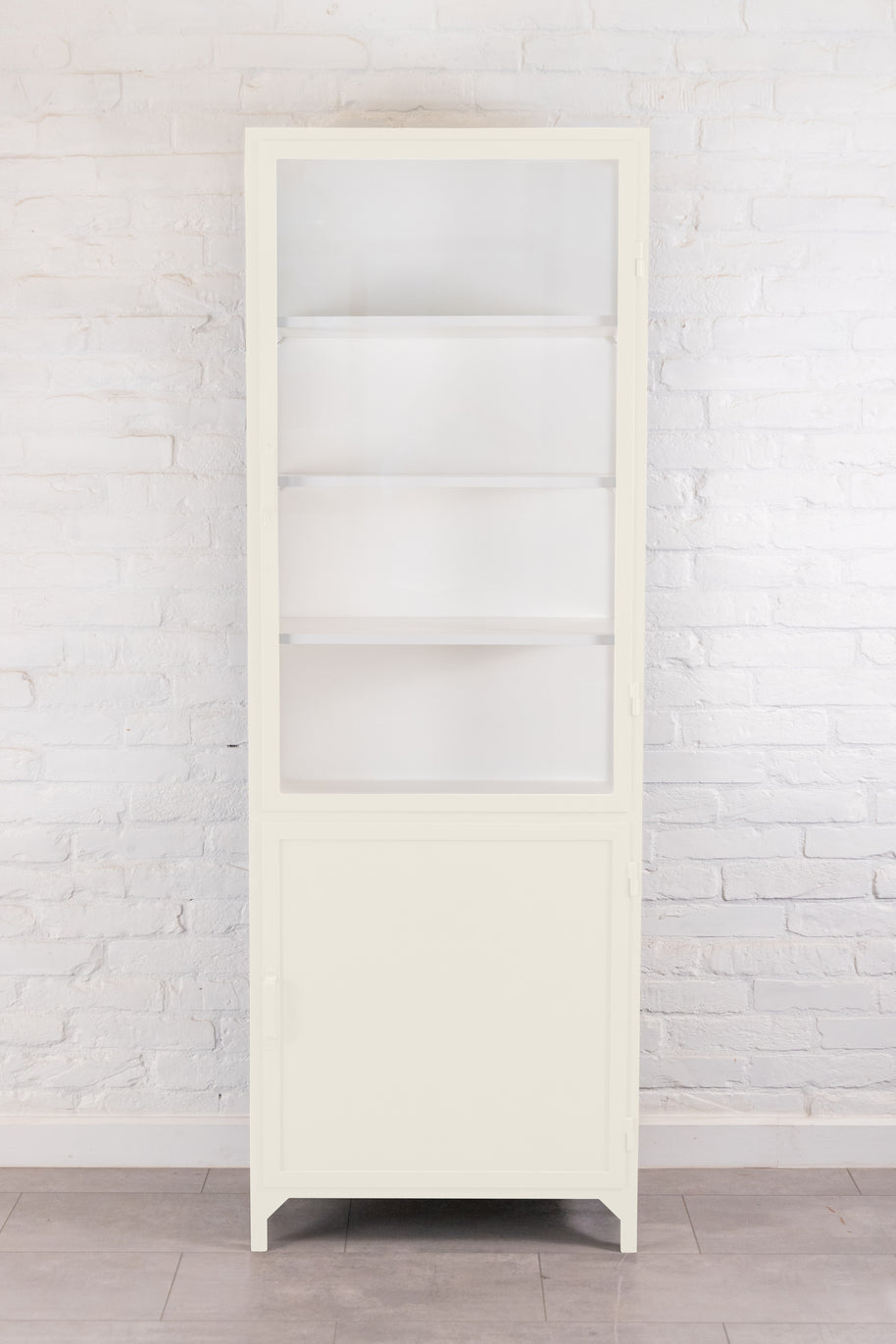 #color_pure-white