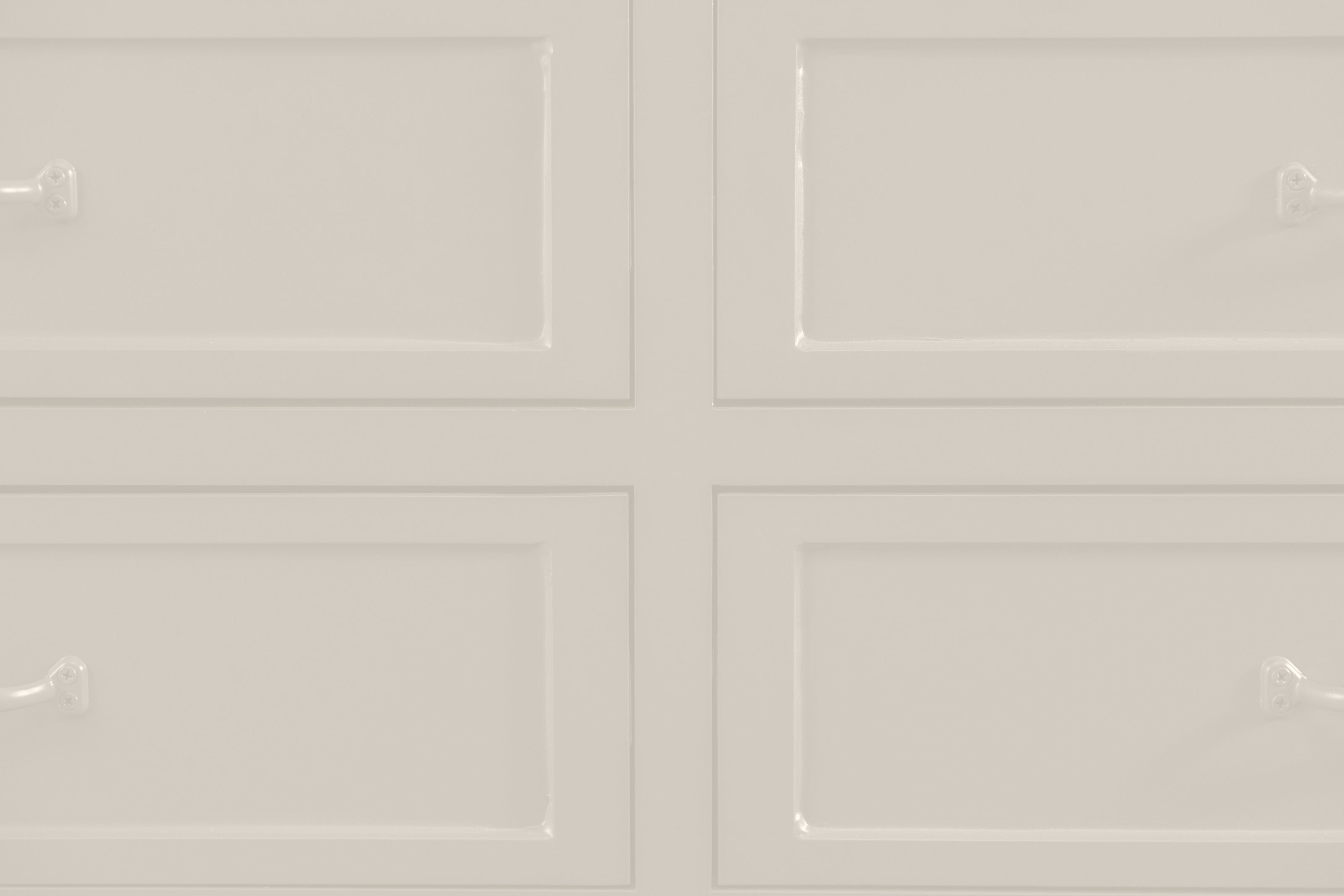 #color_pure-white