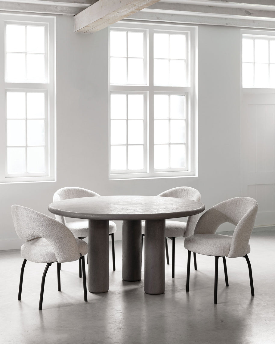 Dining table Clio round DUSK