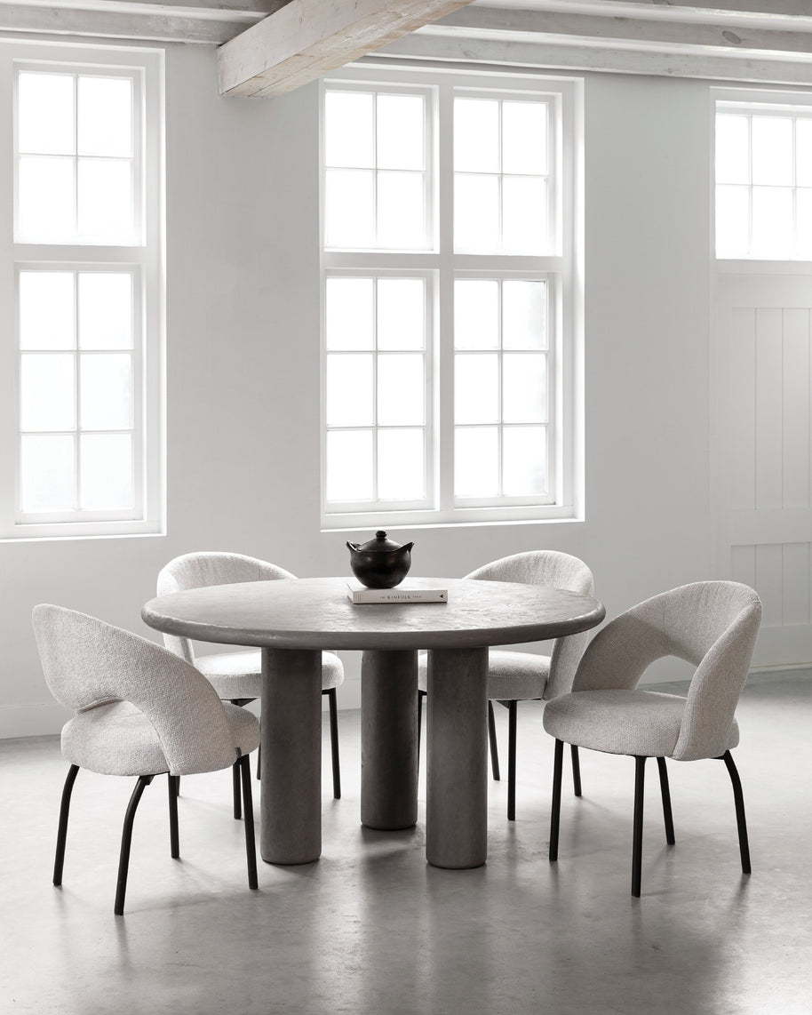Dining table Clio round DUSK