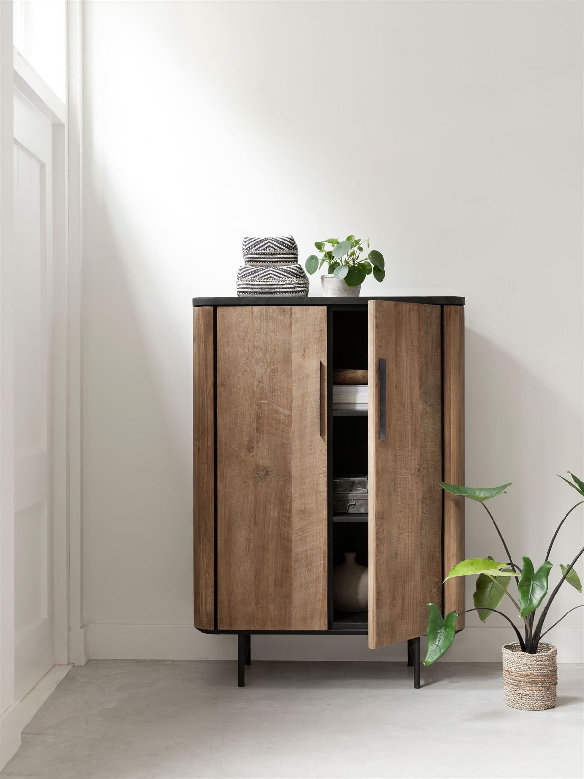 Cupboard Soho low, 2 doors