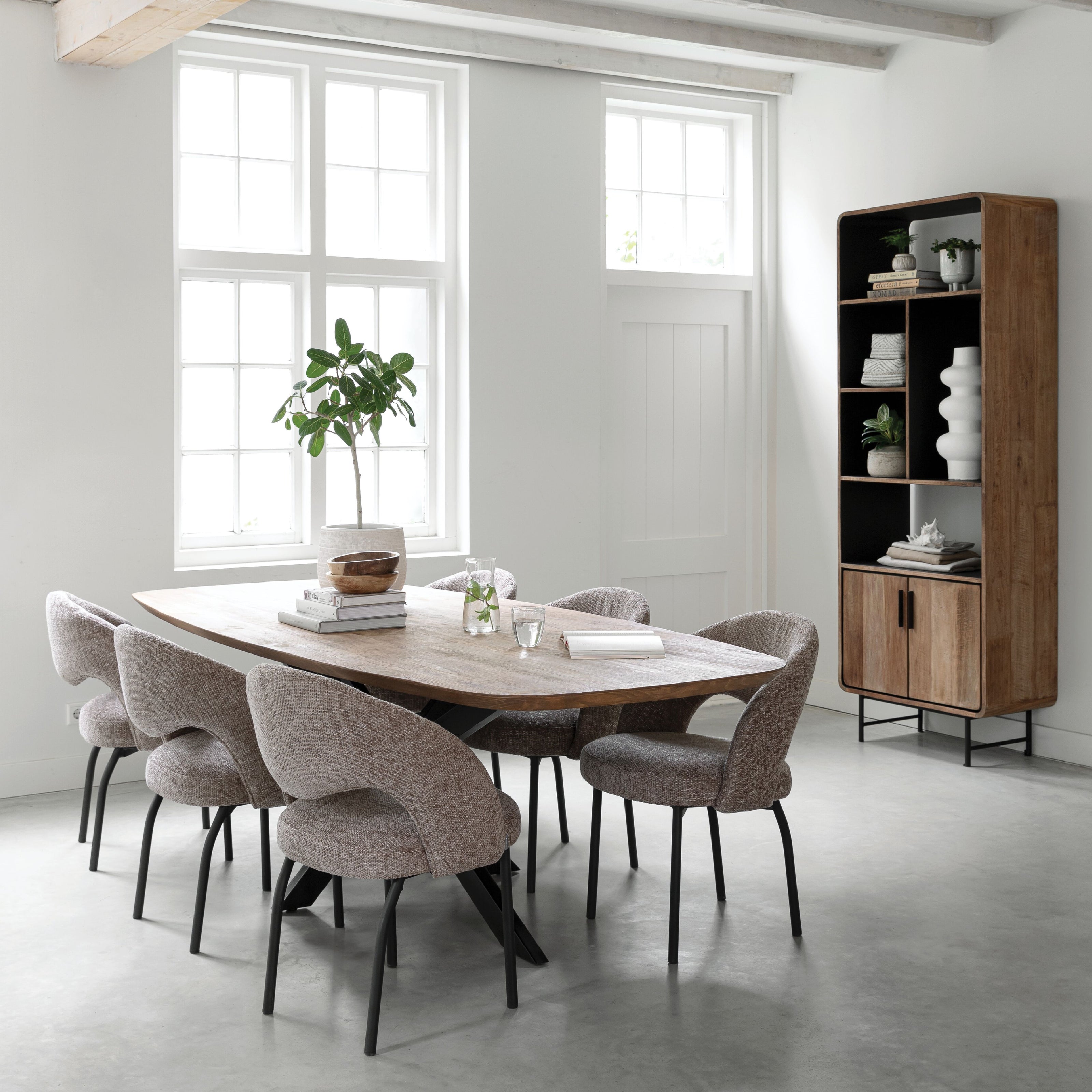 Bookcase Evo – 2 Doors, 5 Open Racks