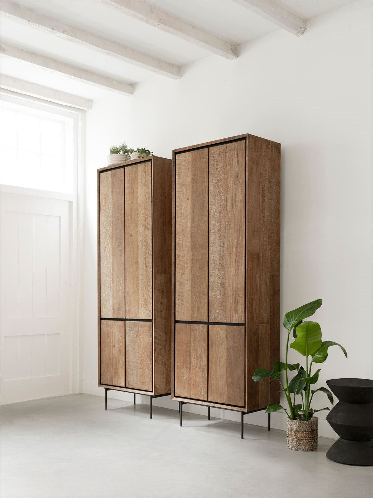Cupboard Metropole High | 4 Doors