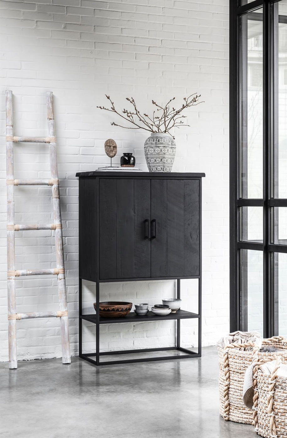 Cabinet Beam