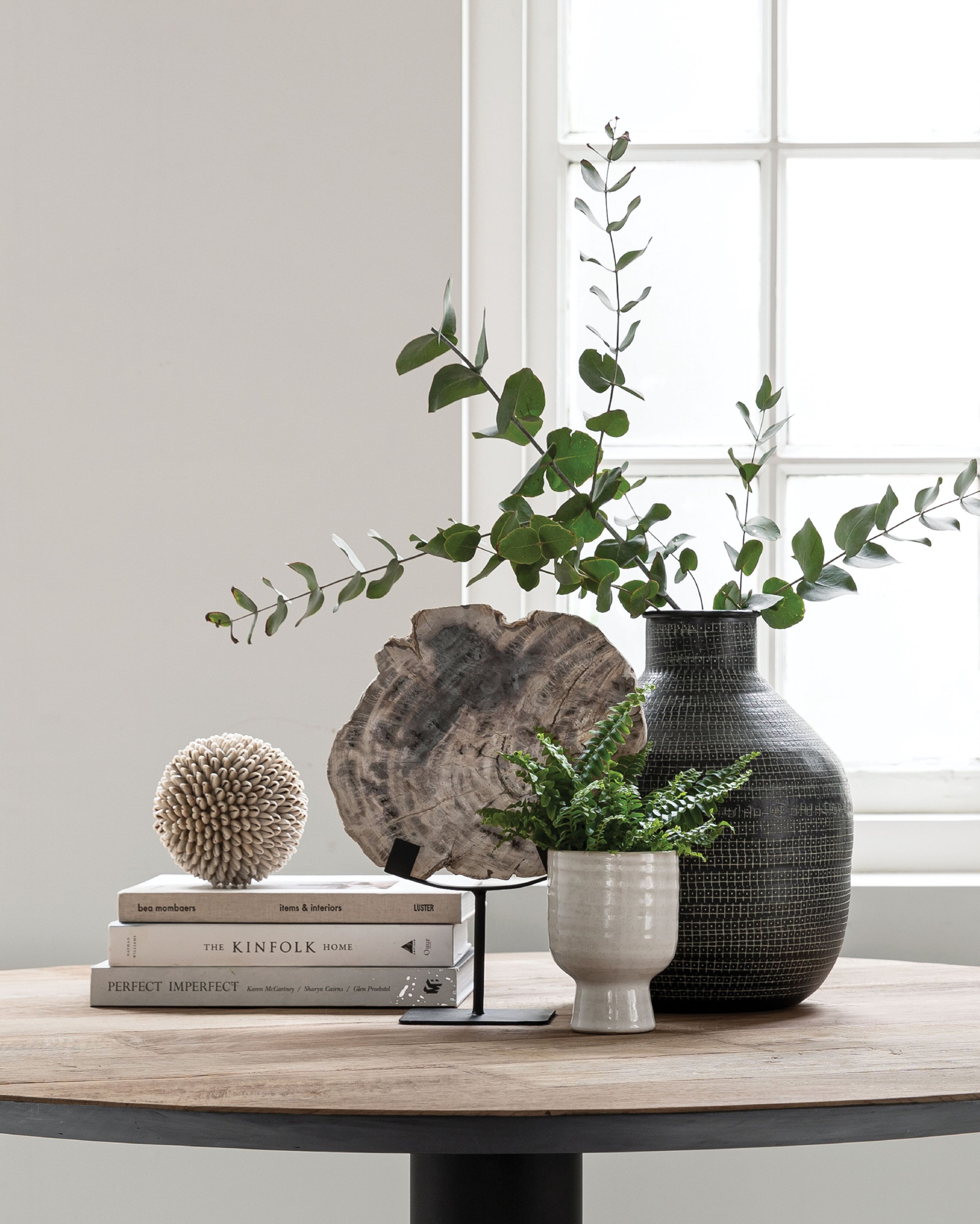 Sand shell ball white